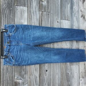 Kut from the Kloth blue jeans size 8